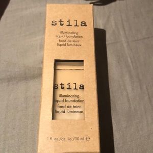 stila illuminating liquid foundation